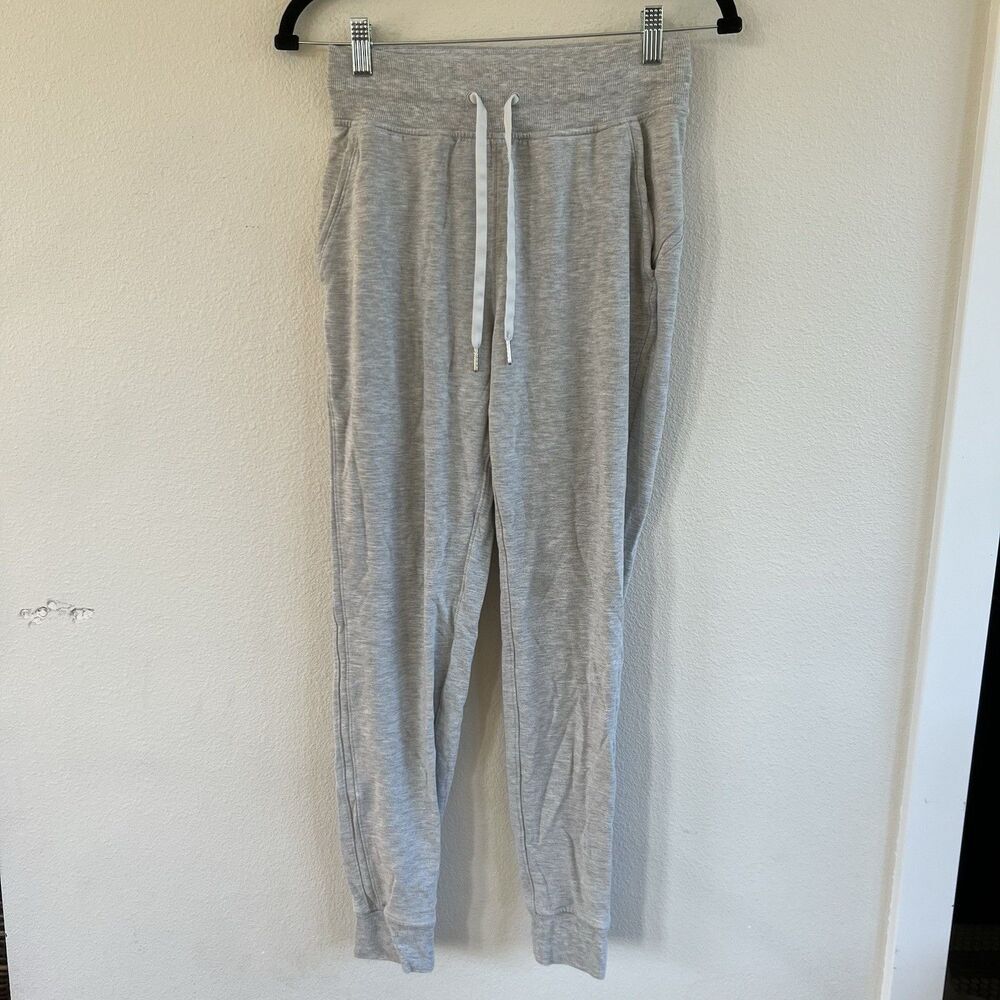 Lululemon Heather Gray Joggers Women’s 4 Stretch Pull On Pants‎ Athleisure Yoga